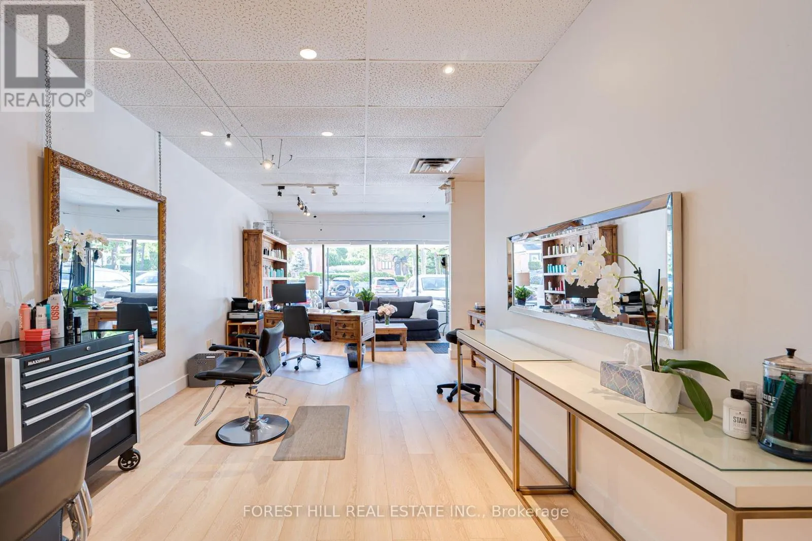 3 - 49 MISSISSAUGA ROAD N