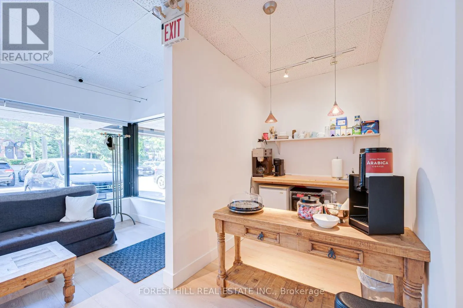 3 - 49 MISSISSAUGA ROAD N