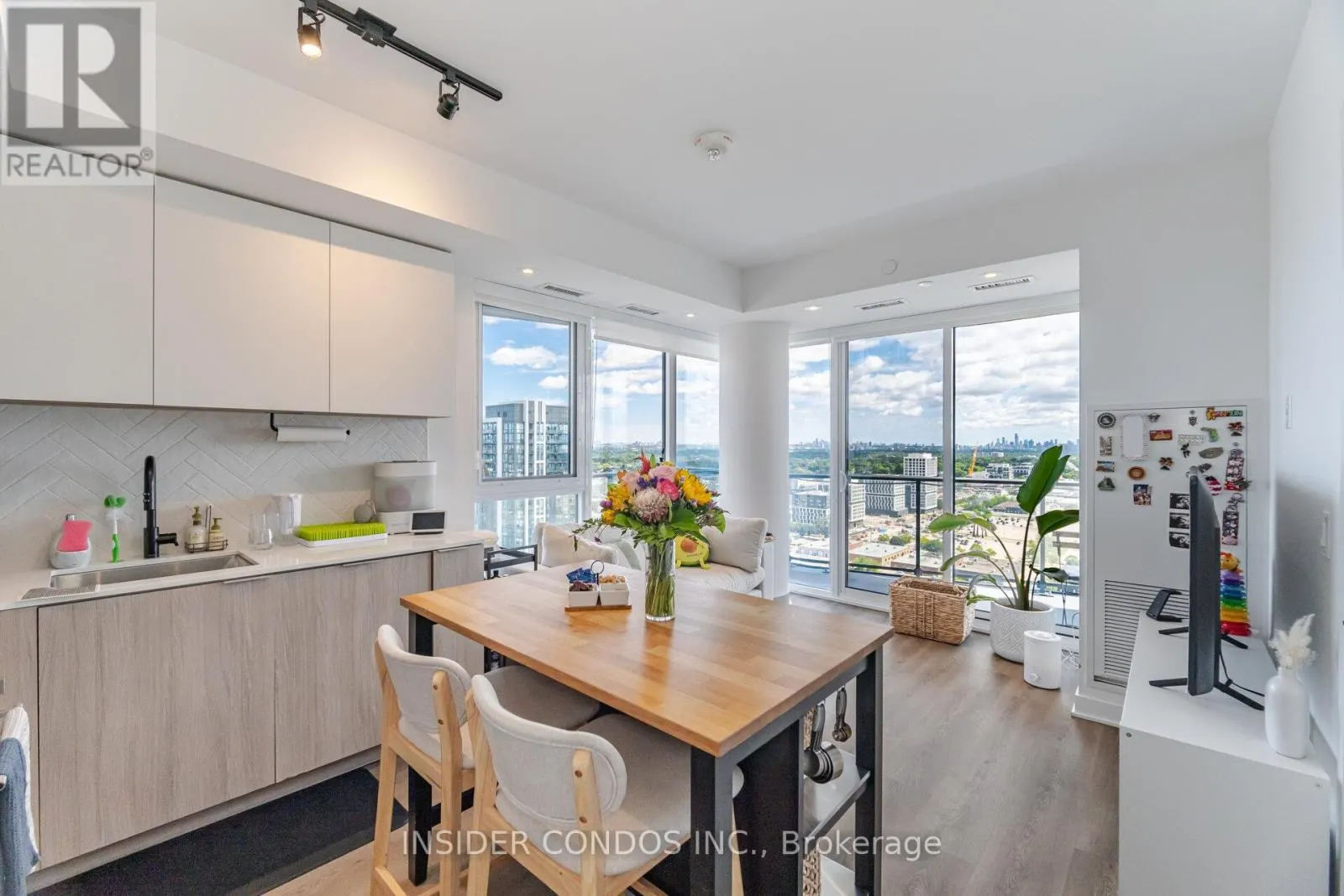 2304 - 36 ZORRA STREET