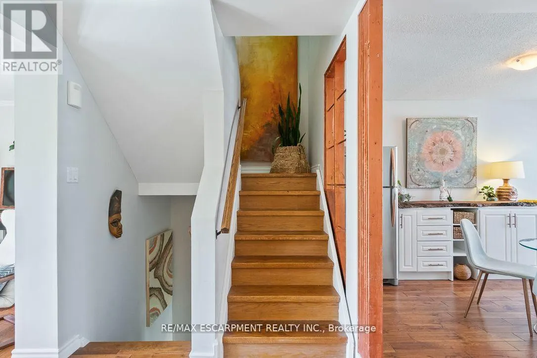 67 - 915 INVERHOUSE DRIVE