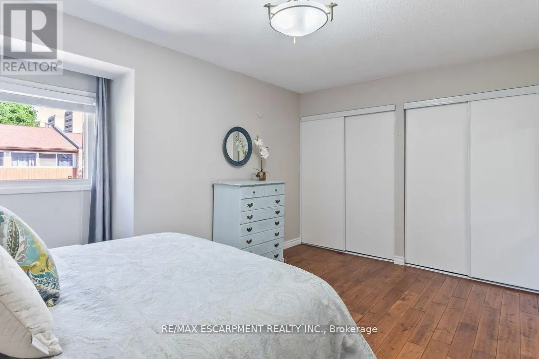 67 - 915 INVERHOUSE DRIVE