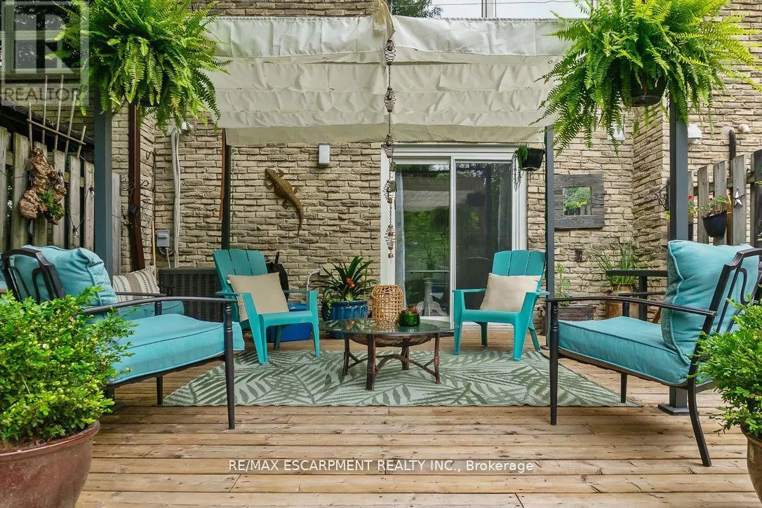 67 - 915 INVERHOUSE DRIVE