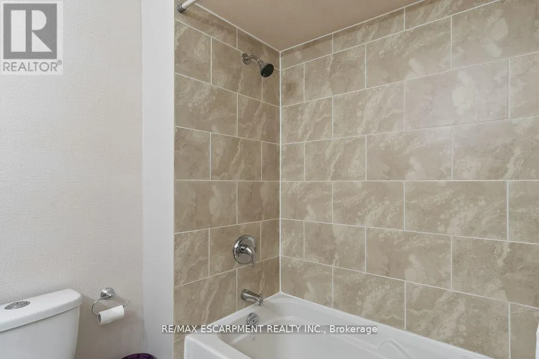 67 - 915 INVERHOUSE DRIVE