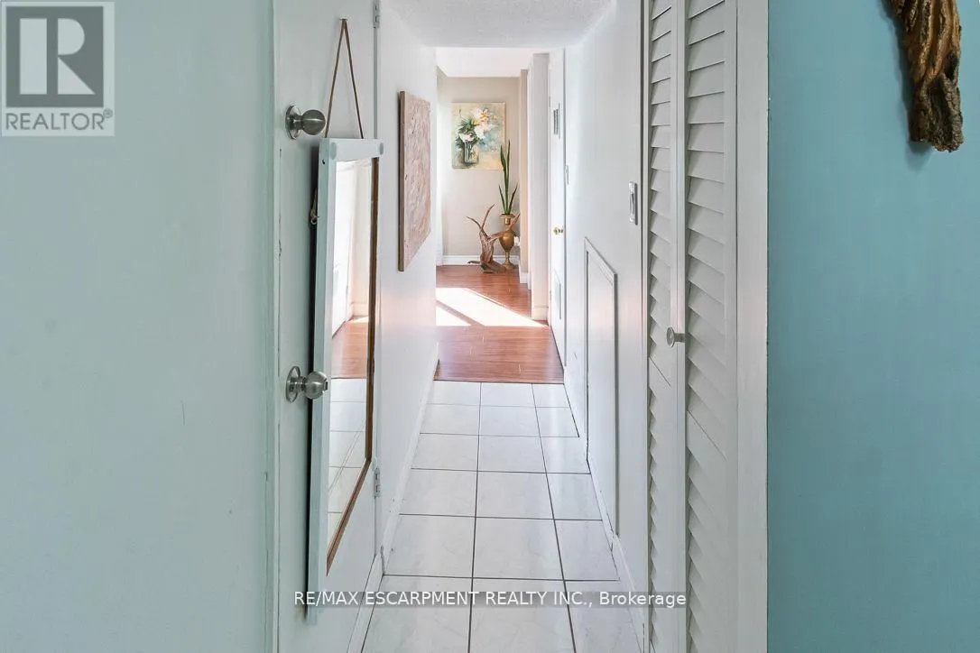 67 - 915 INVERHOUSE DRIVE