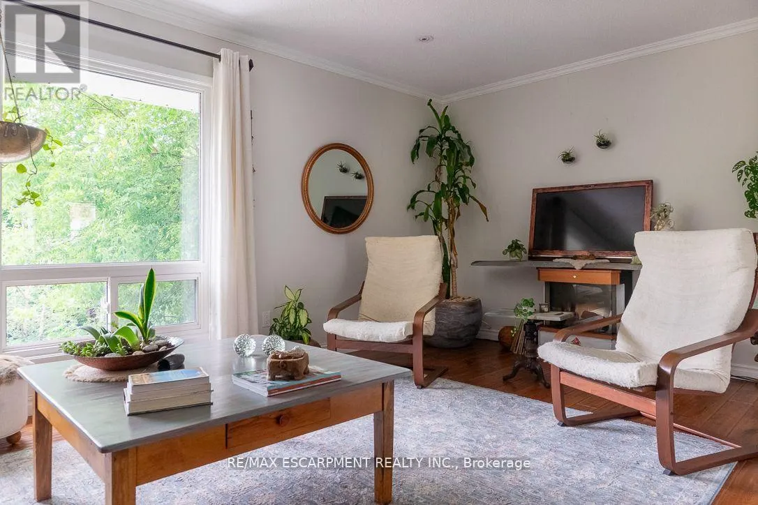 67 - 915 INVERHOUSE DRIVE