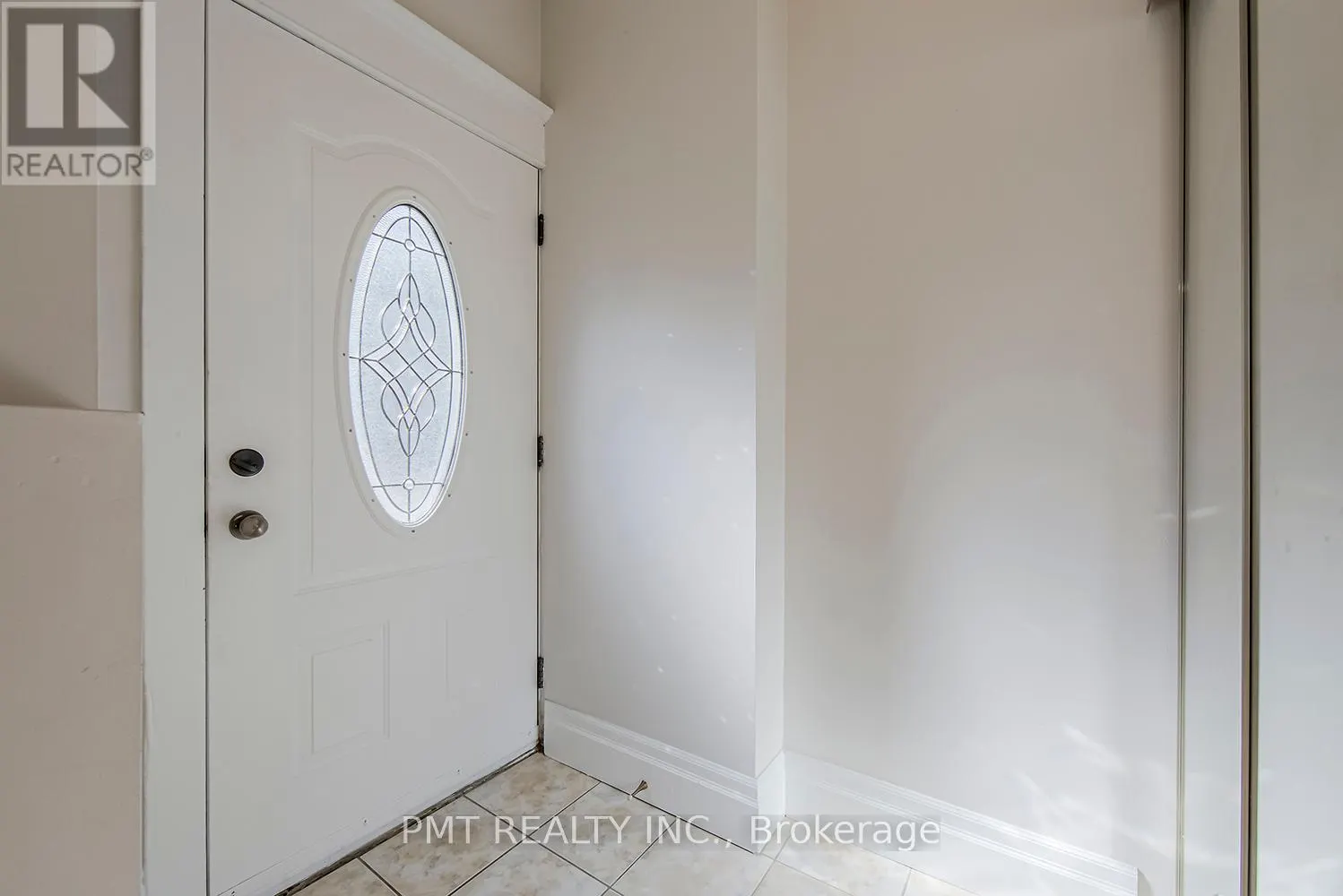 MAIN - 39 WINDERMERE AVENUE