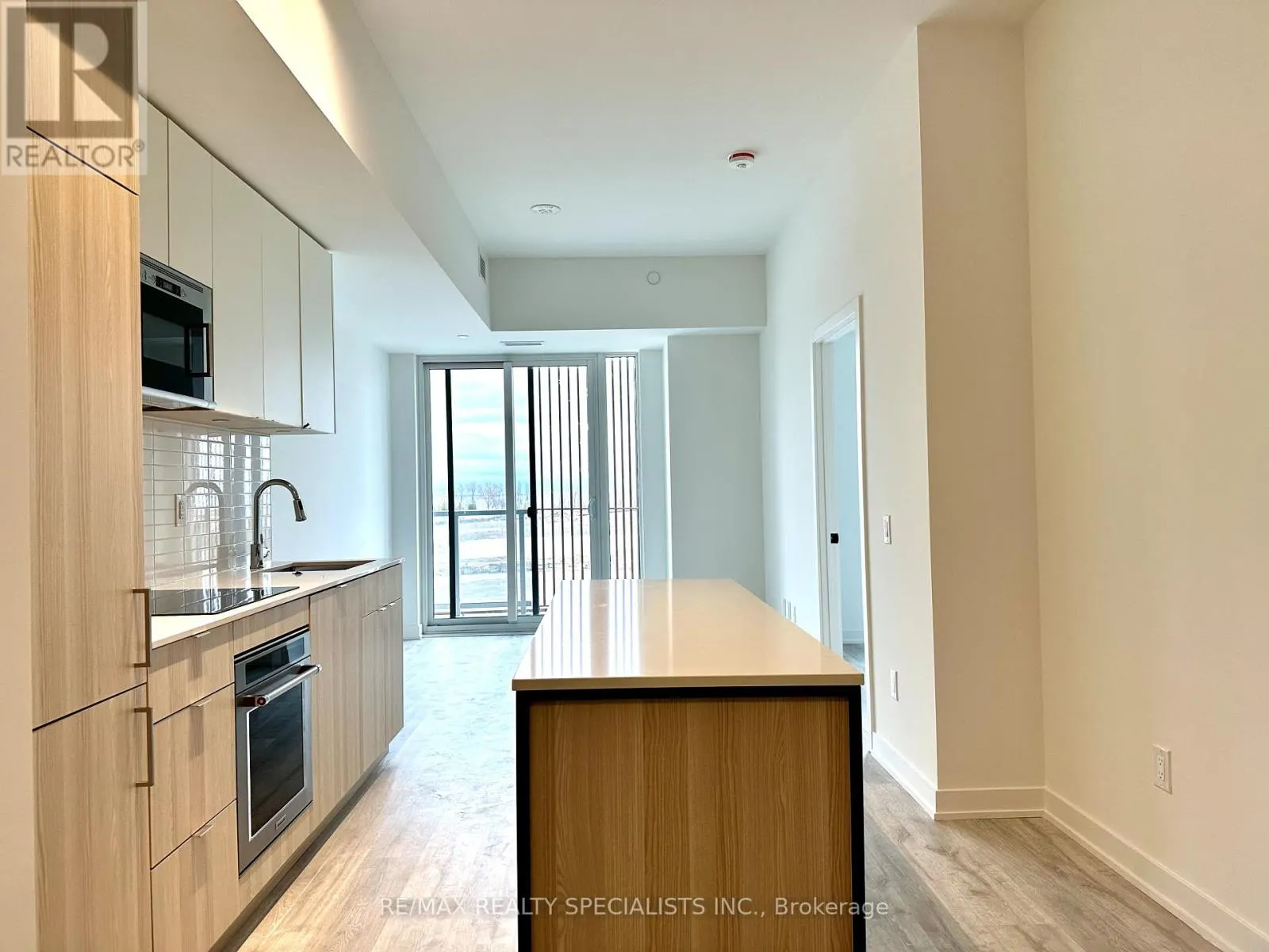 312 - 220 MISSINNIHE WAY
