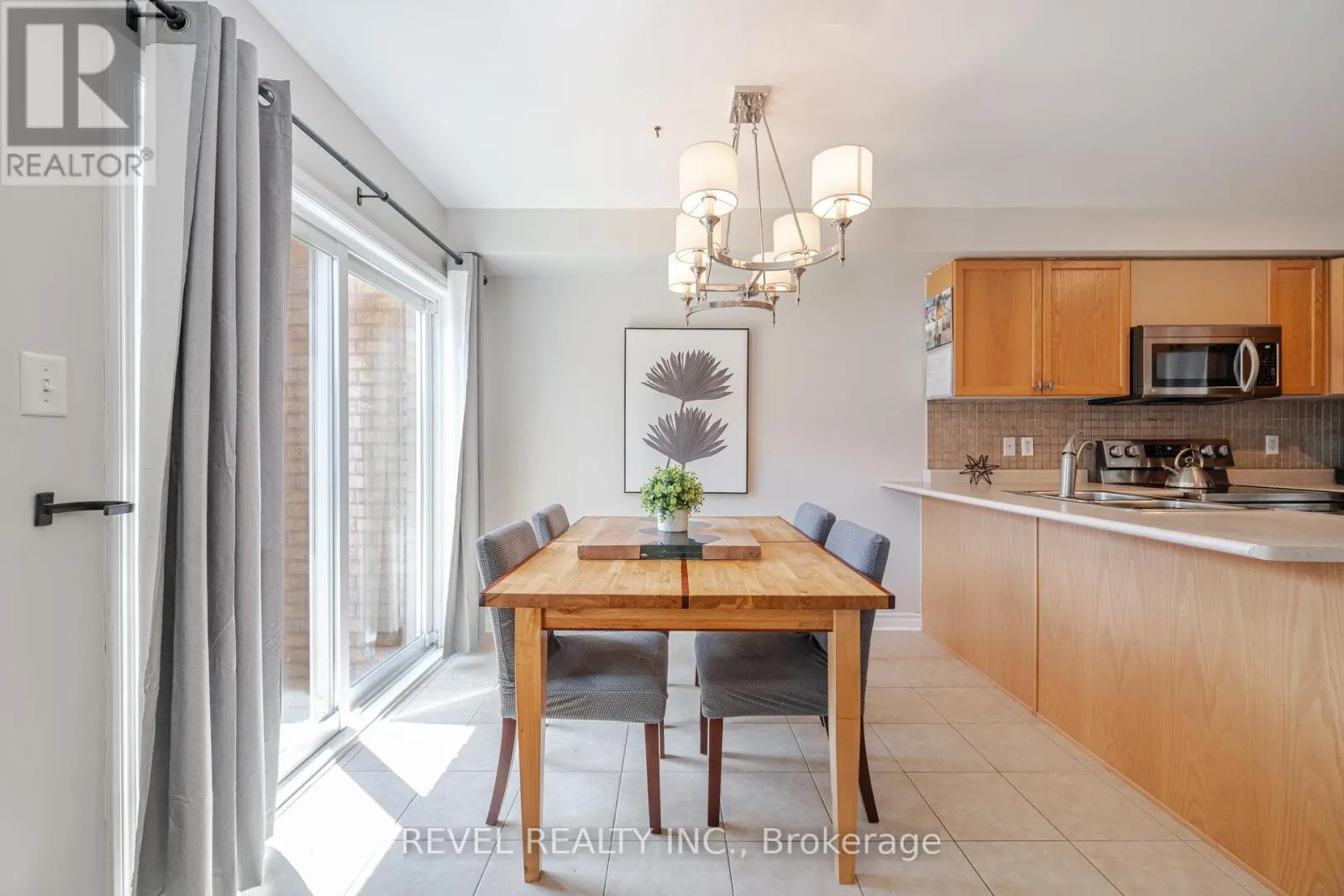 132 SWINDALE DRIVE