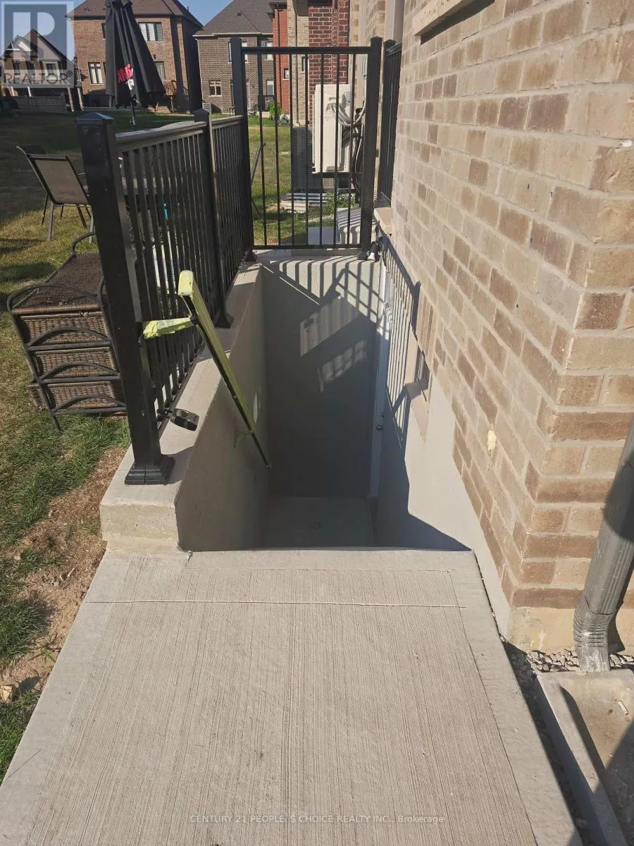 BSMT - 15 WILLIAM CRAWLEY WAY