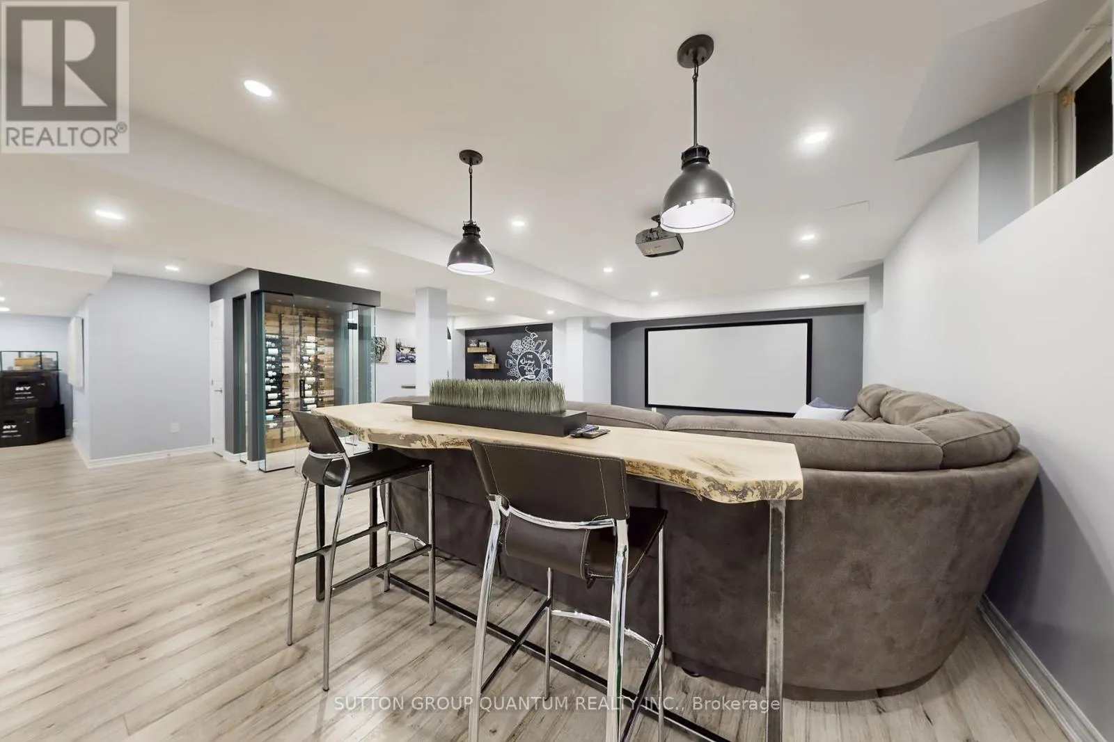 556 BRIDGEVIEW ROAD