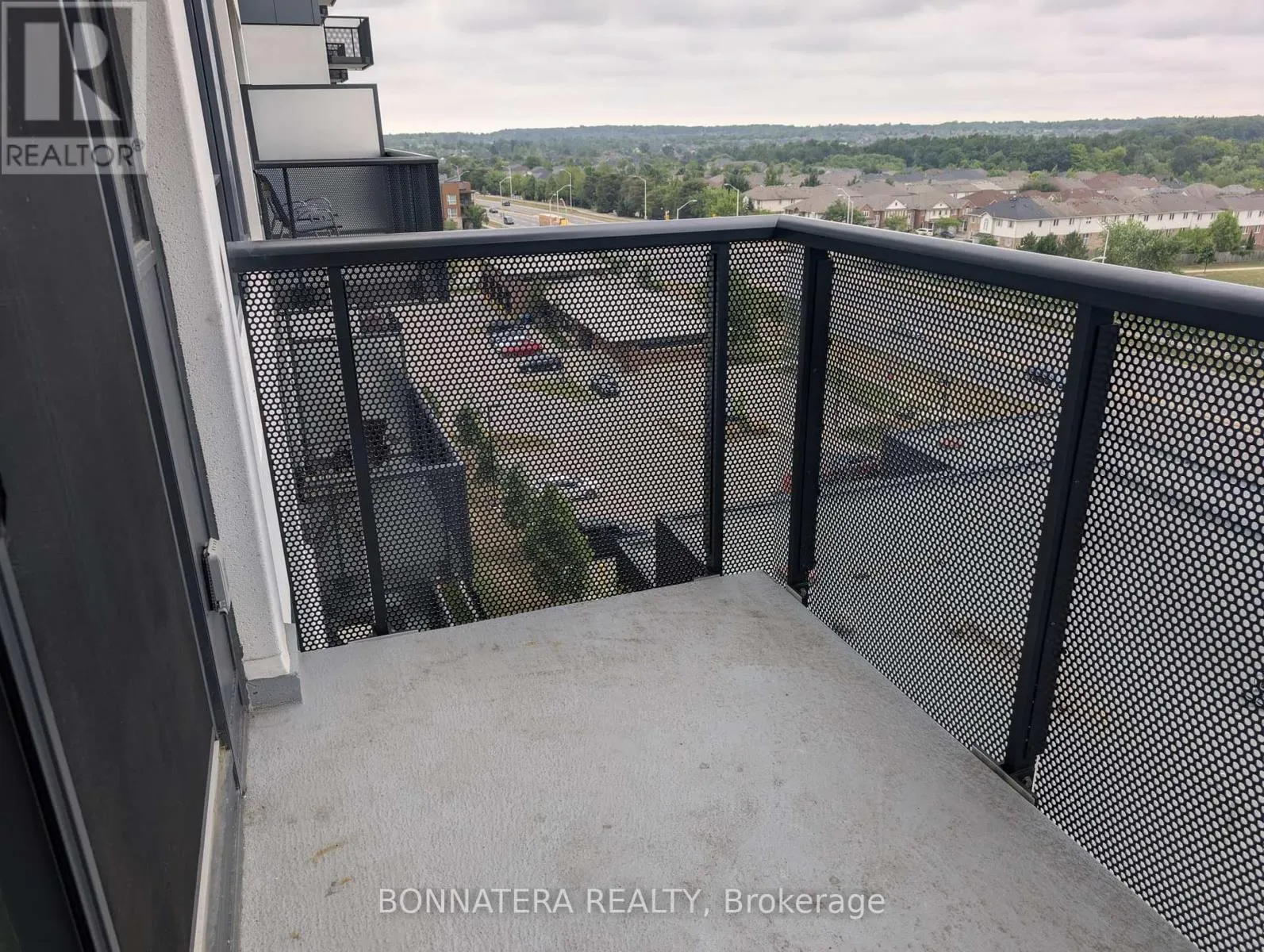 640 - 2450 OLD BRONTE ROAD