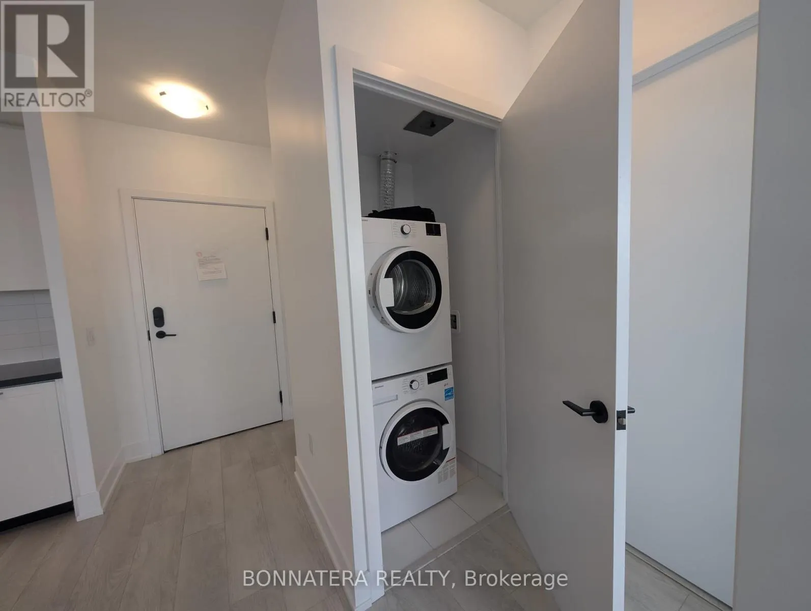 640 - 2450 OLD BRONTE ROAD