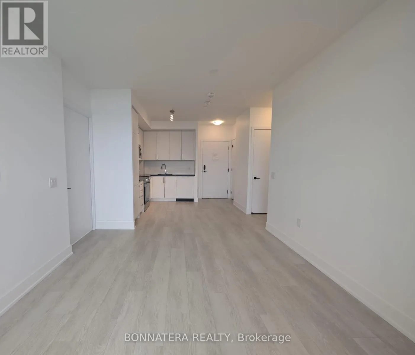 640 - 2450 OLD BRONTE ROAD