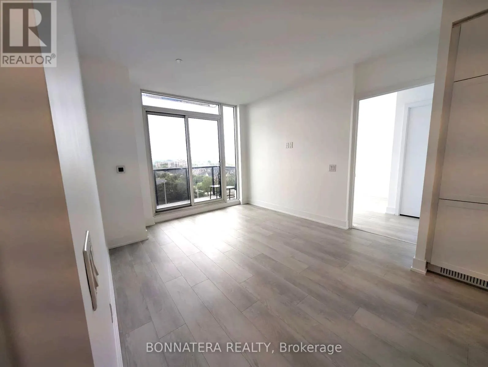 640 - 2450 OLD BRONTE ROAD