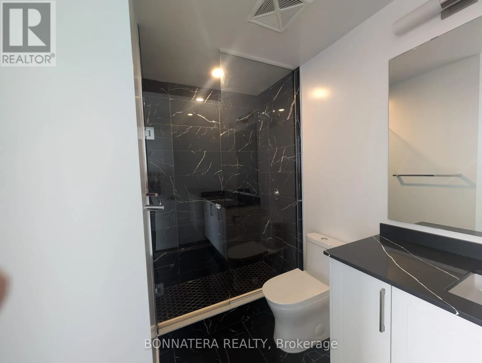 640 - 2450 OLD BRONTE ROAD