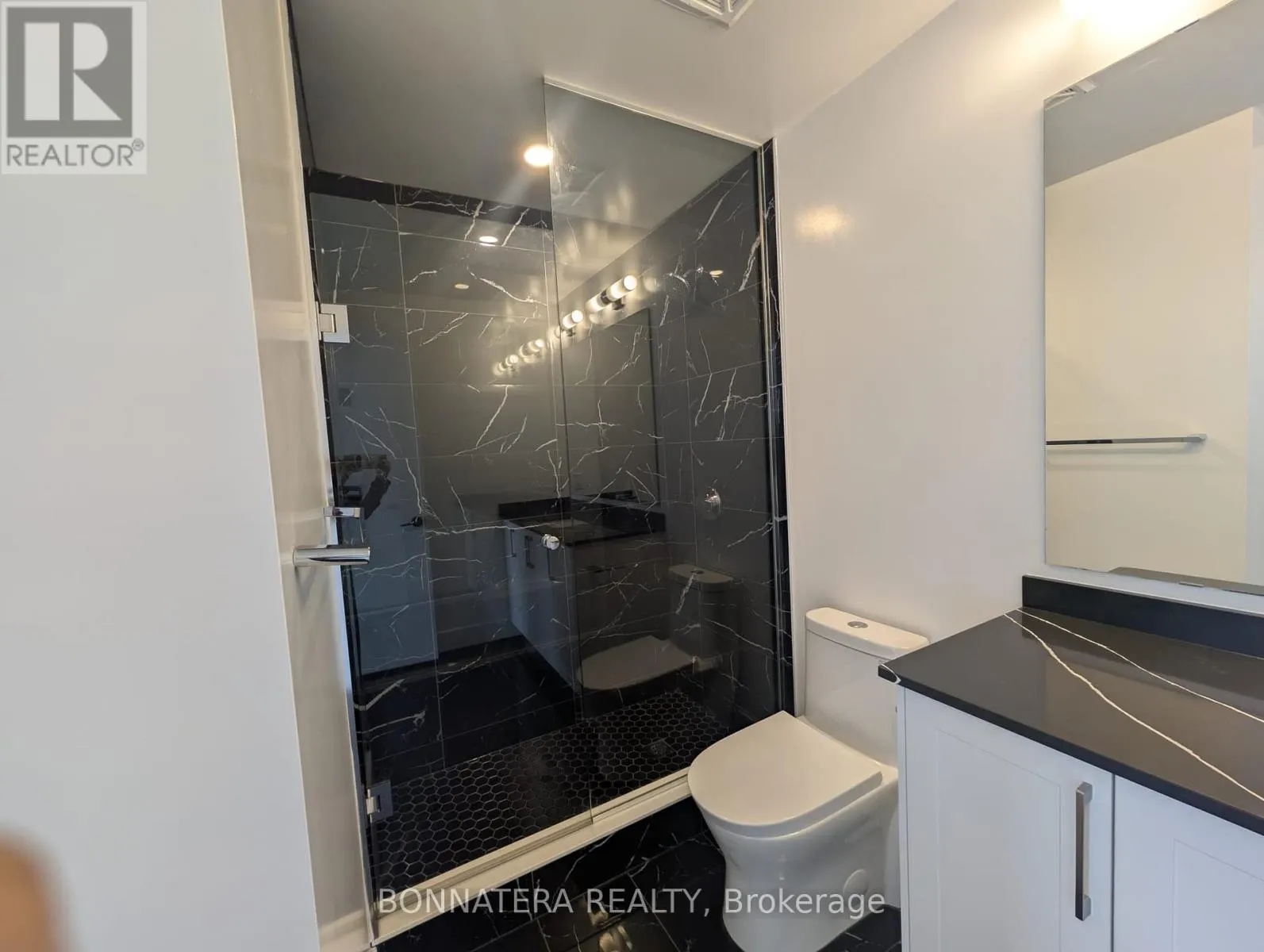640 - 2450 OLD BRONTE ROAD