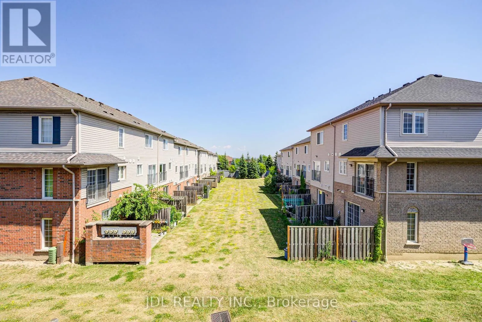 81 - 4950 ALBINA WAY