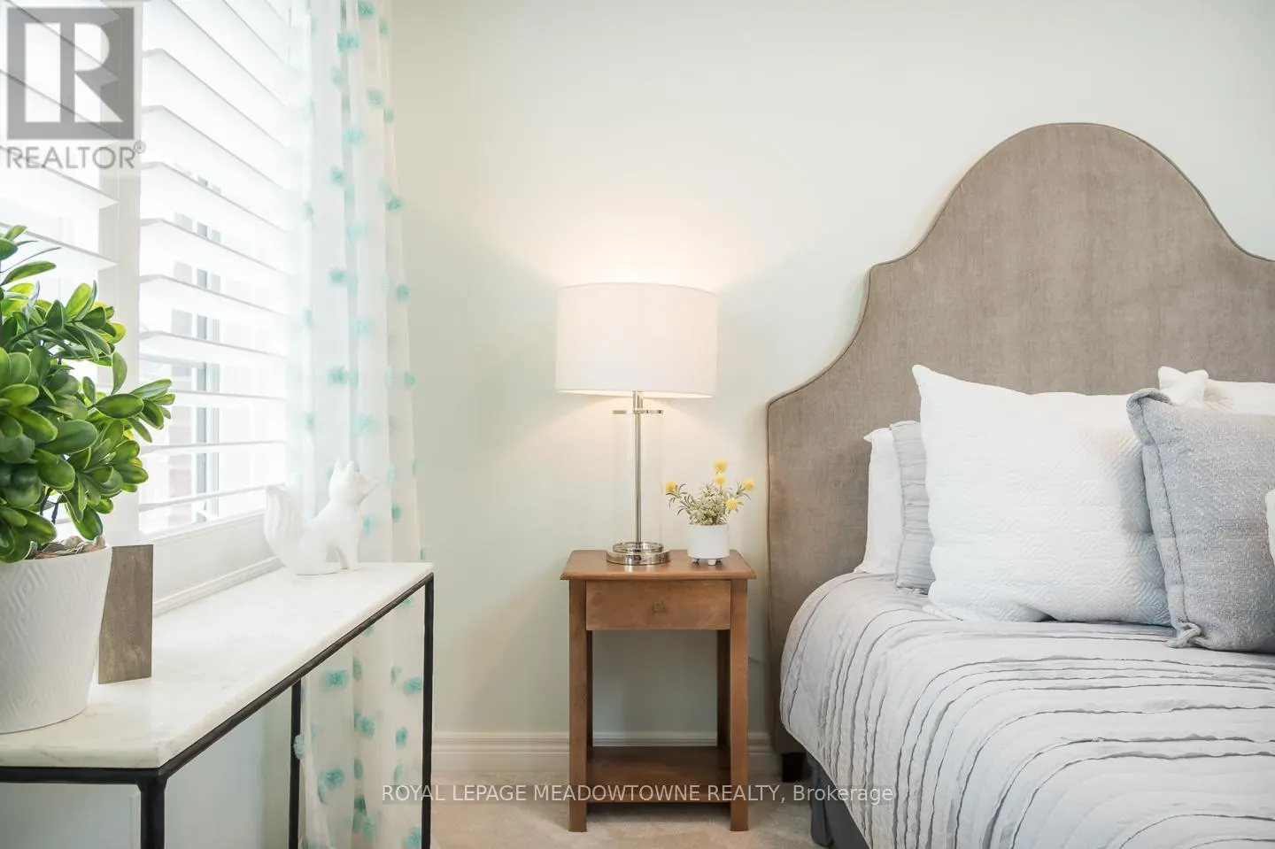 315 BESSBOROUGH DRIVE