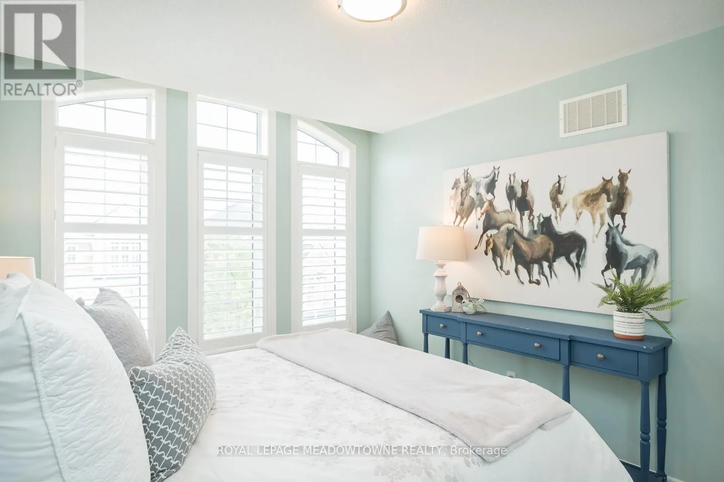 315 BESSBOROUGH DRIVE