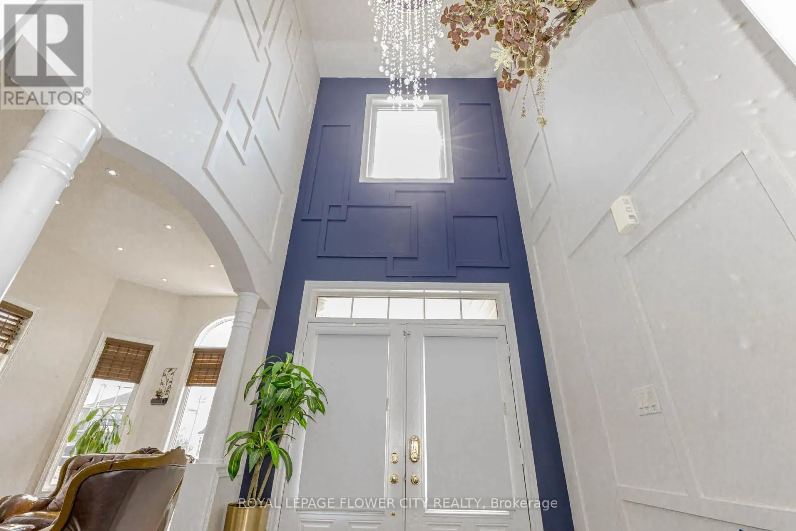 11 VINTONRIDGE DRIVE