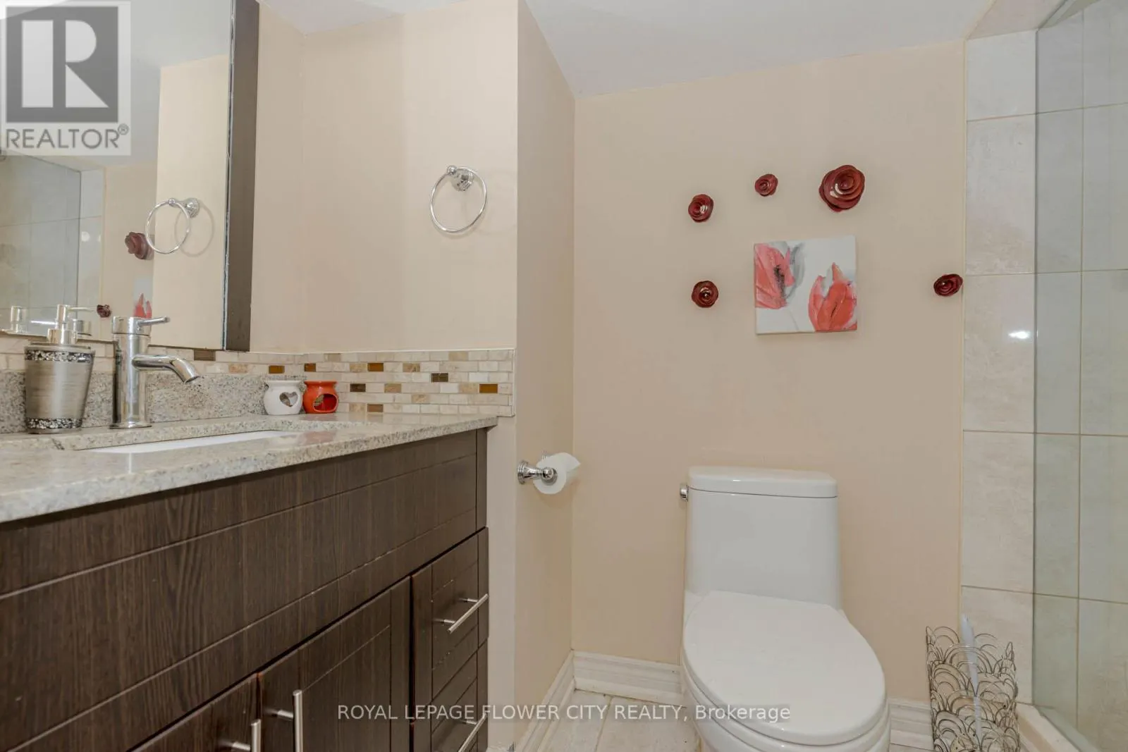 11 VINTONRIDGE DRIVE