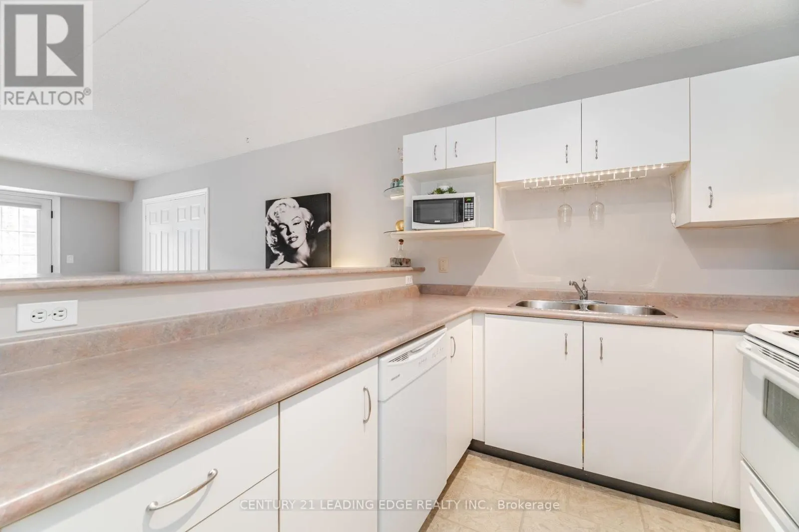 #209 - 4005 KILMER DRIVE