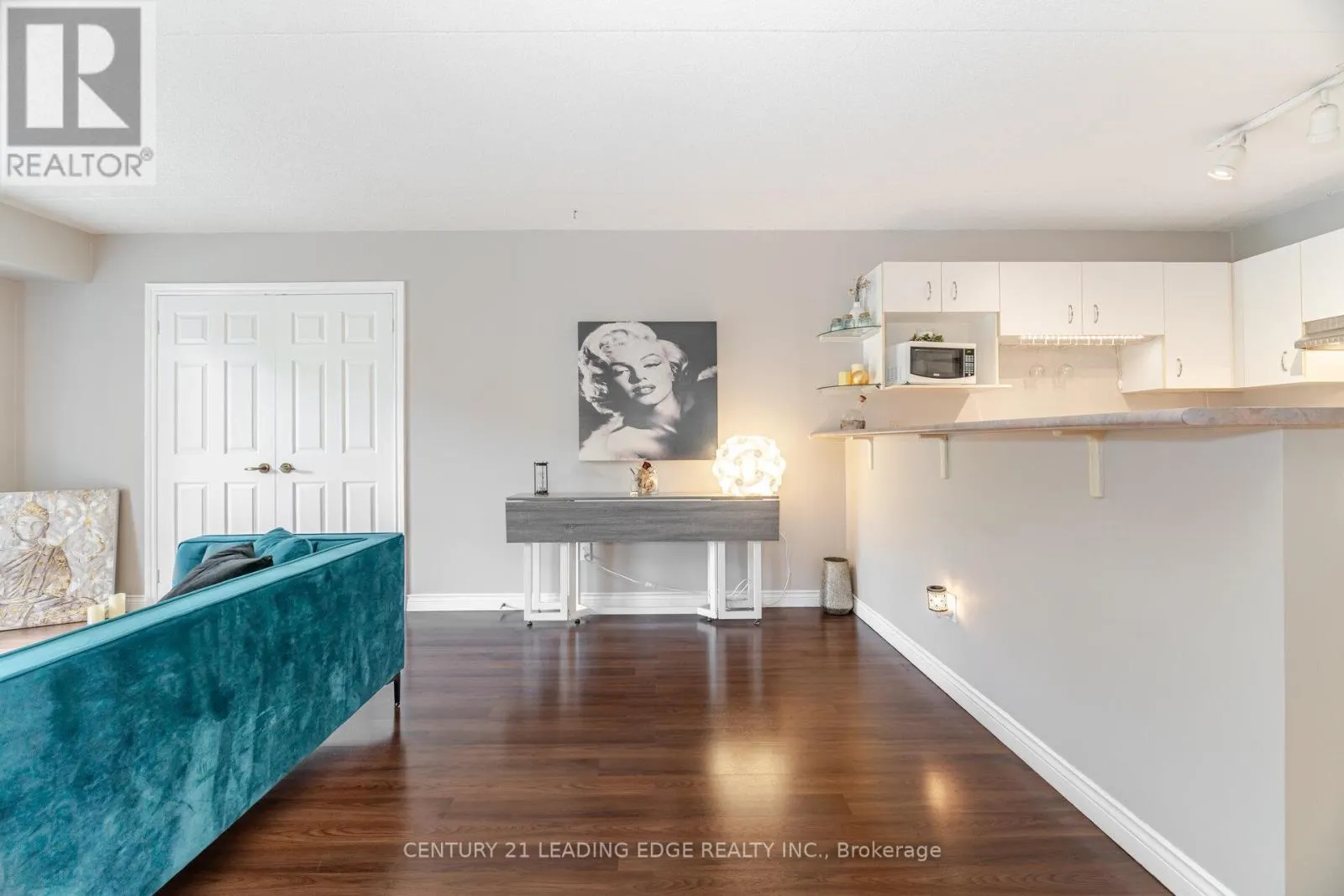 #209 - 4005 KILMER DRIVE