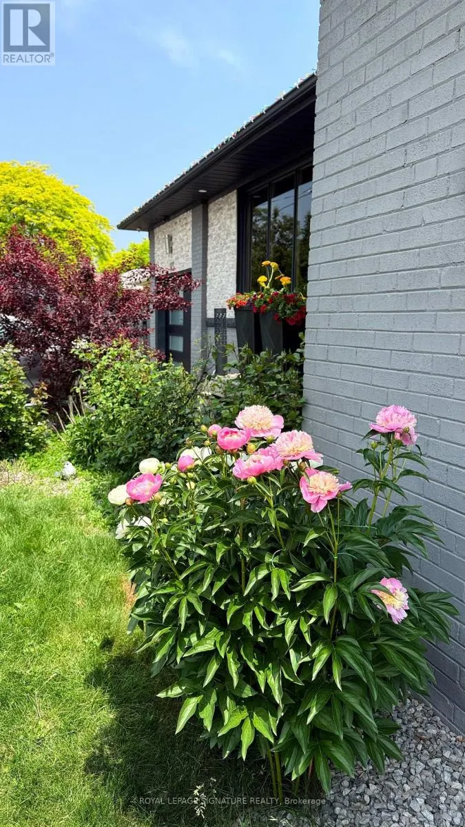 115 SATURN ROAD
