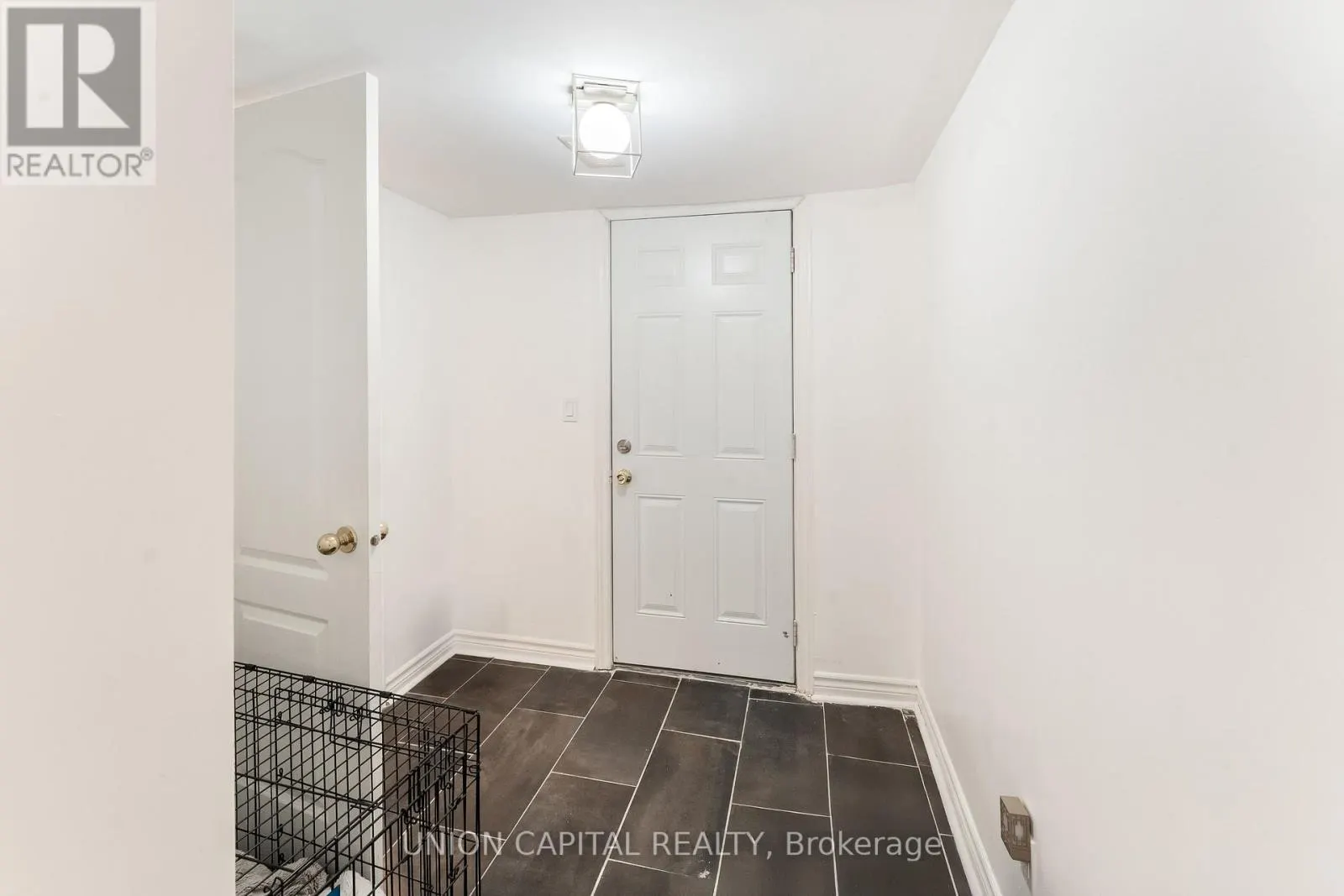 56 CLOVERDALE ROAD