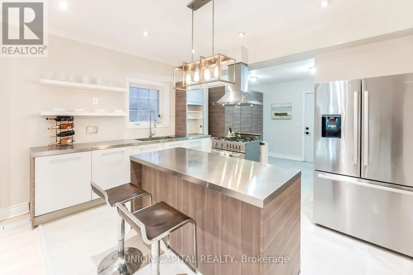 56 CLOVERDALE ROAD