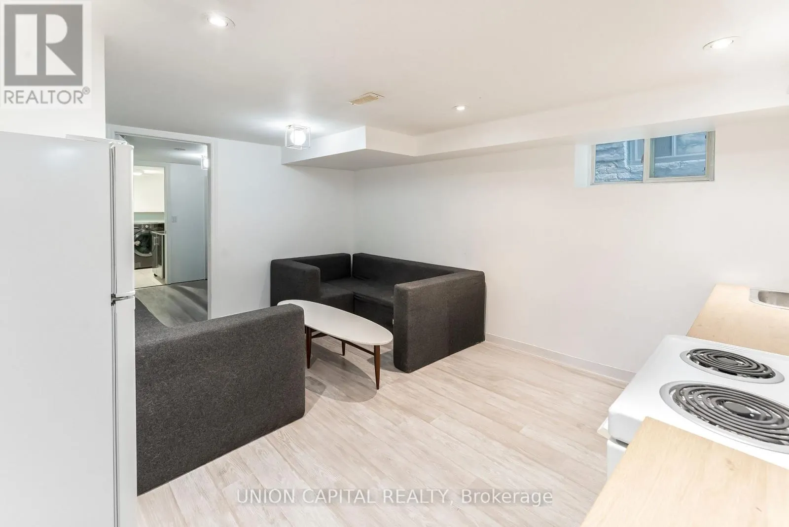 56 CLOVERDALE ROAD
