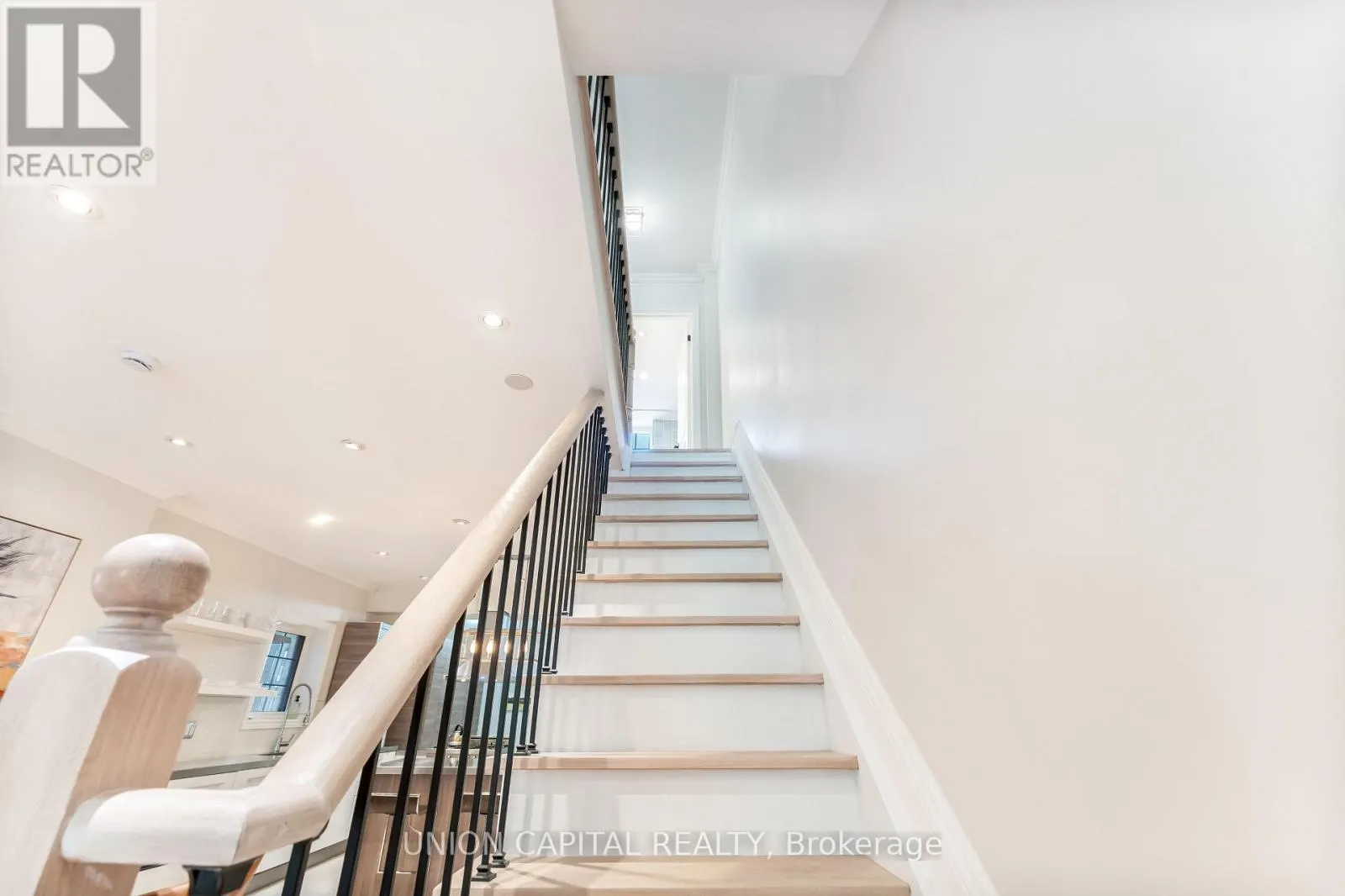 56 CLOVERDALE ROAD