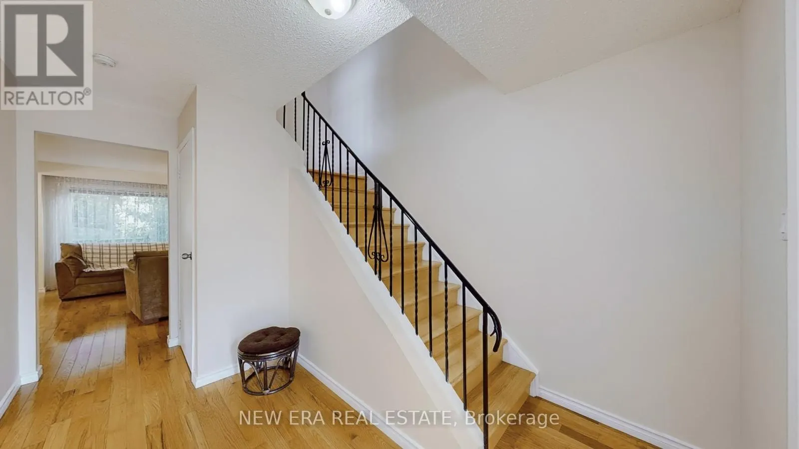 7227 JOLIETTE CRESCENT