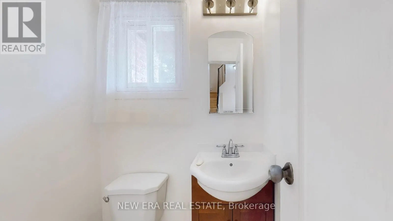 7227 JOLIETTE CRESCENT
