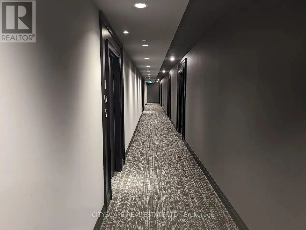 103 - 95 DUNDAS STREET W