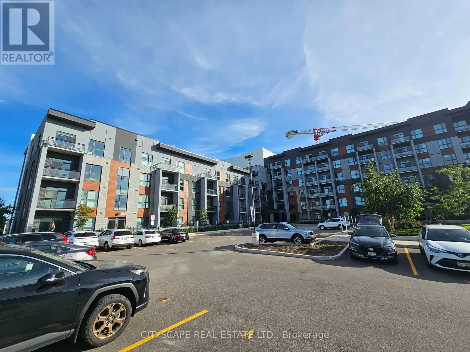 103 - 95 DUNDAS STREET W