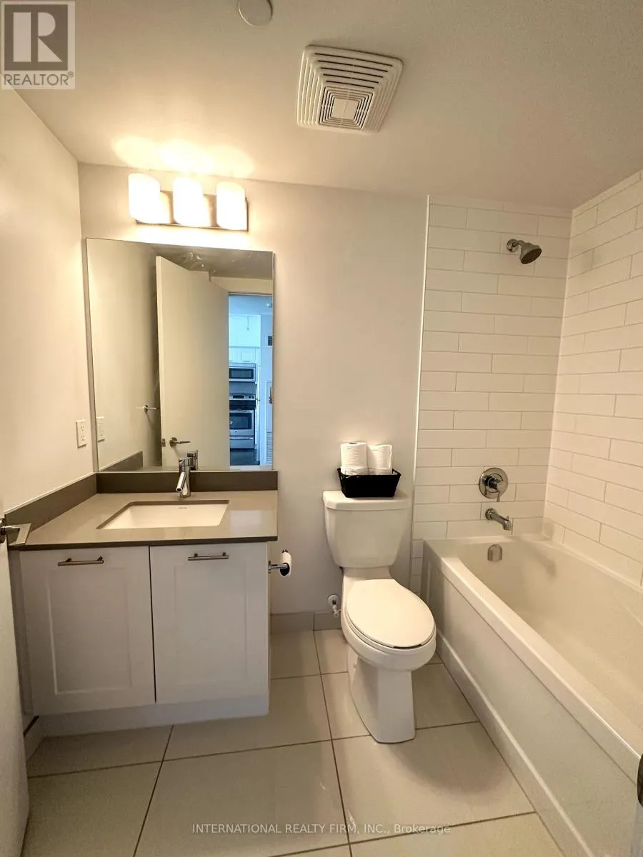 705 - 2212 LAKESHORE BOULEVARD W