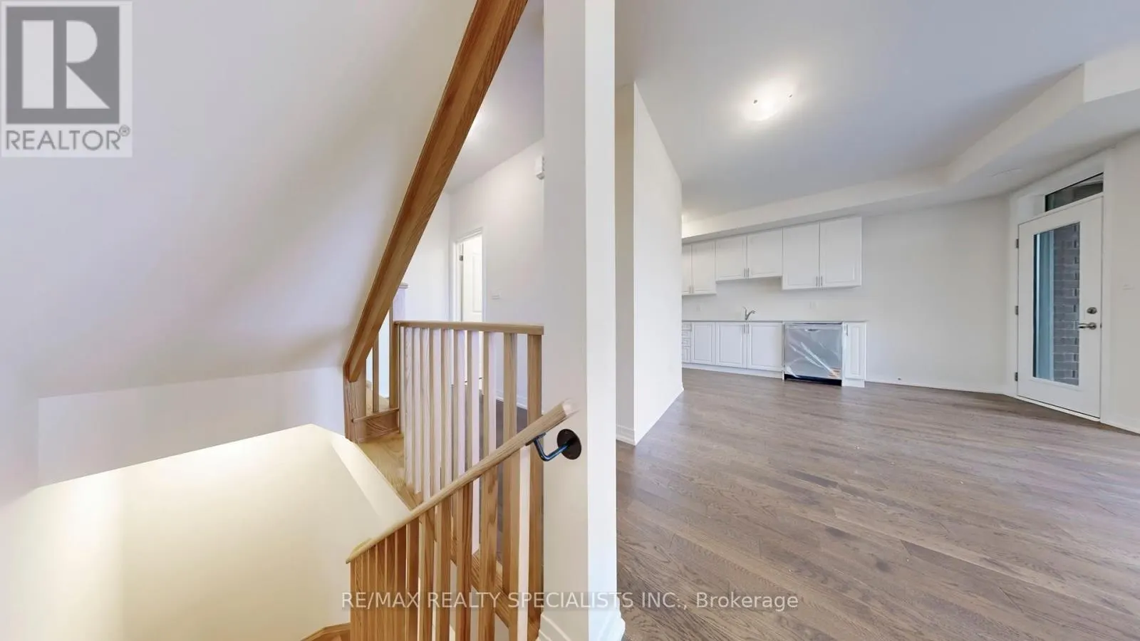 18 MONREAU DRIVE