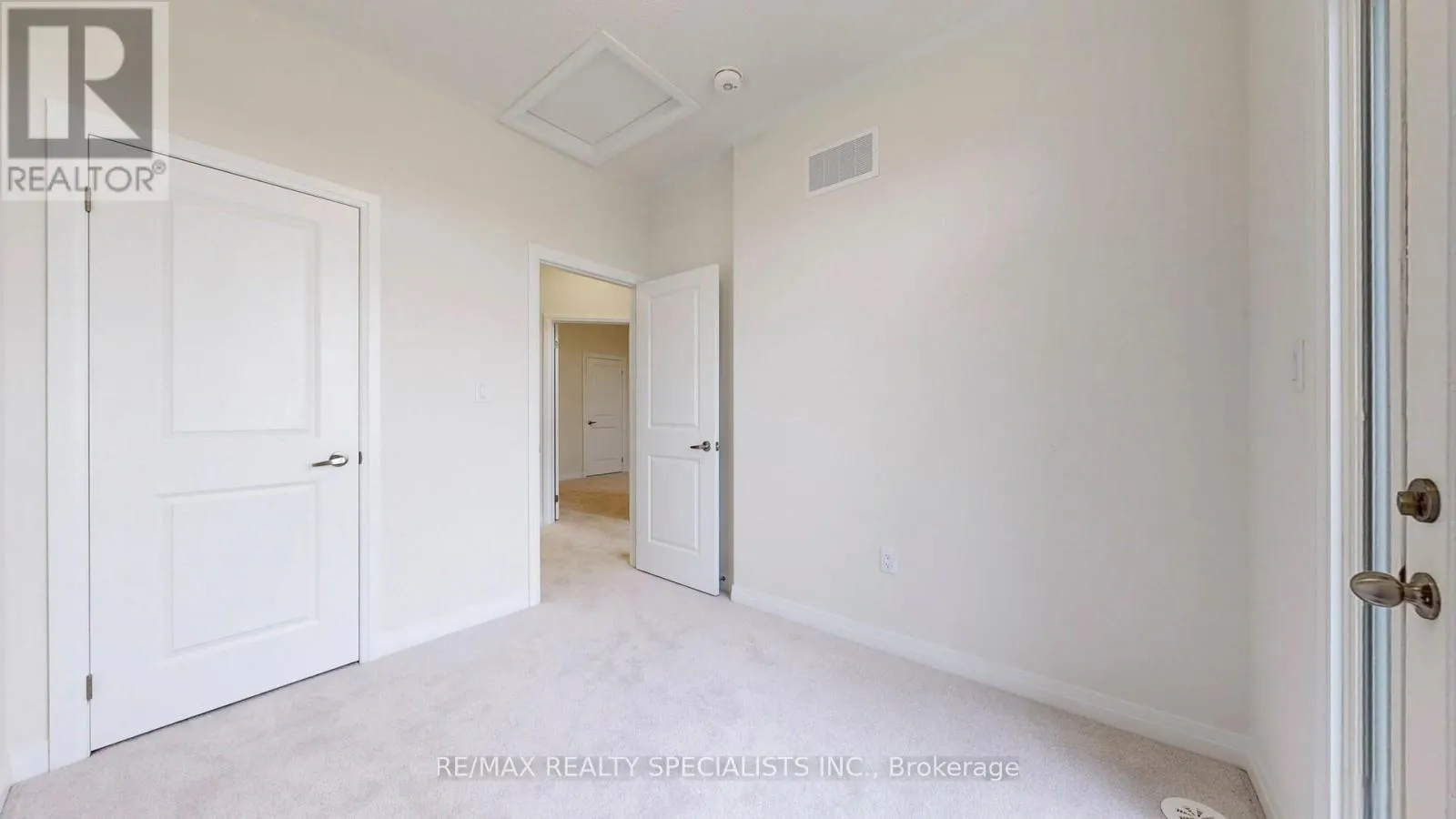 18 MONREAU DRIVE