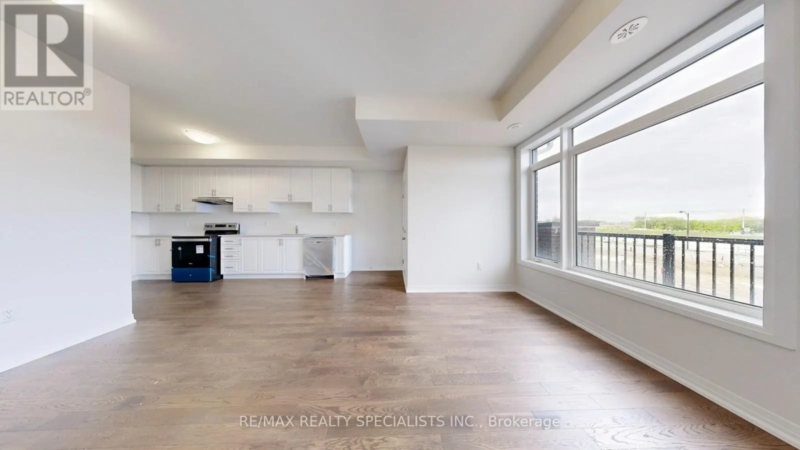 18 MONREAU DRIVE