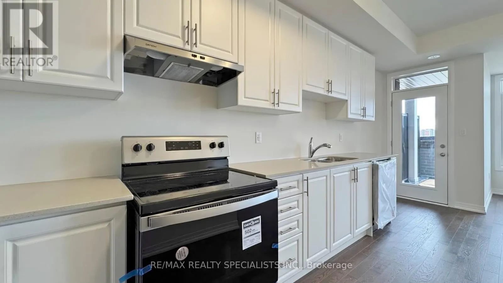 18 MONREAU DRIVE