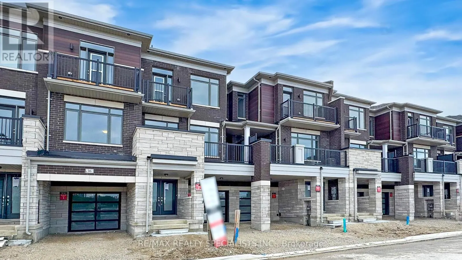 18 MONREAU DRIVE