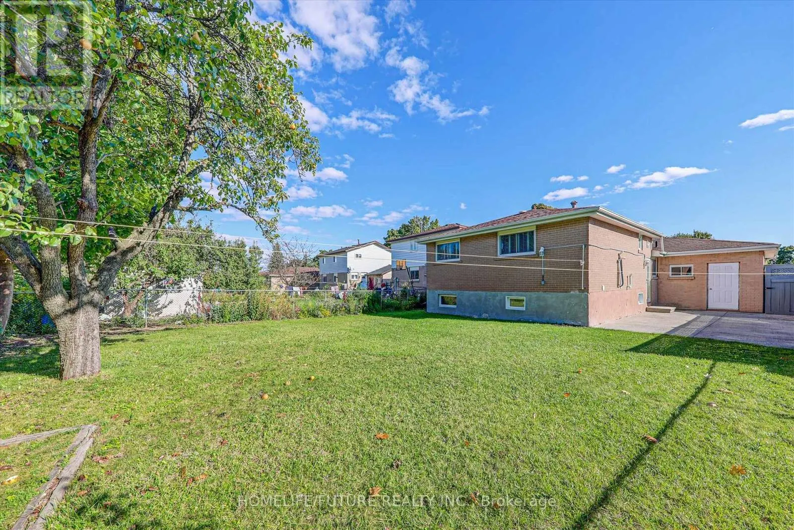 MAIN - 43 TAMARISK DRIVE