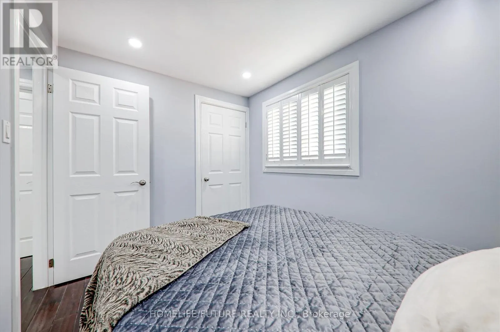 MAIN - 43 TAMARISK DRIVE