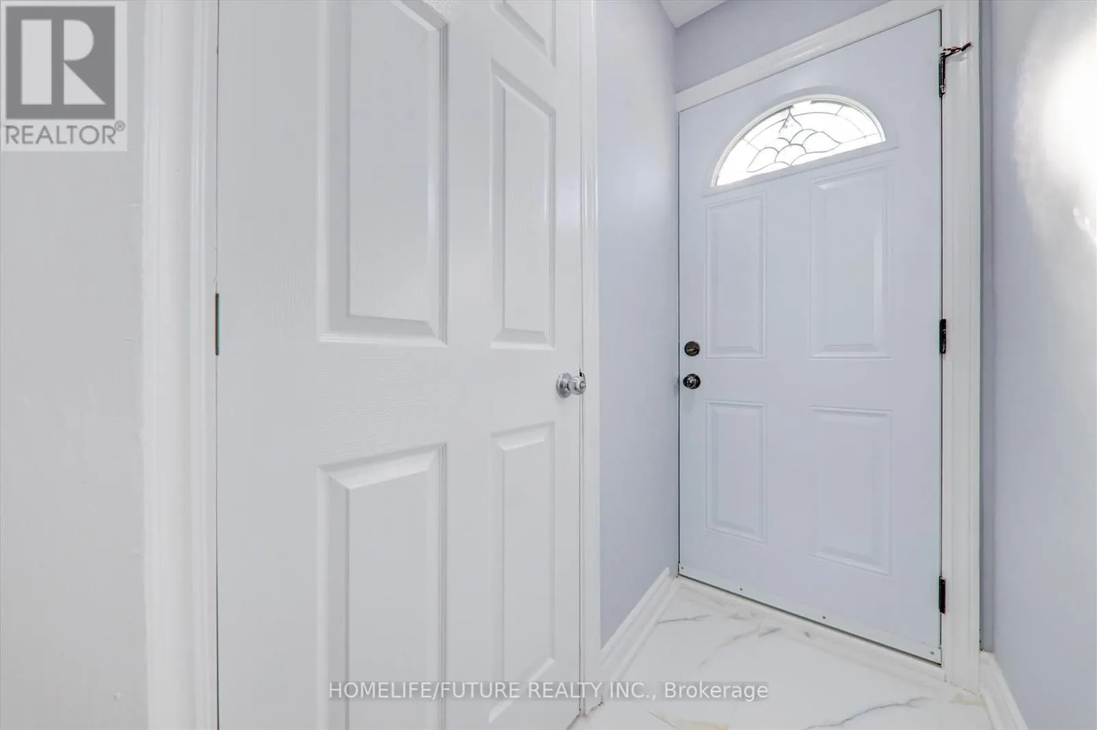 MAIN - 43 TAMARISK DRIVE