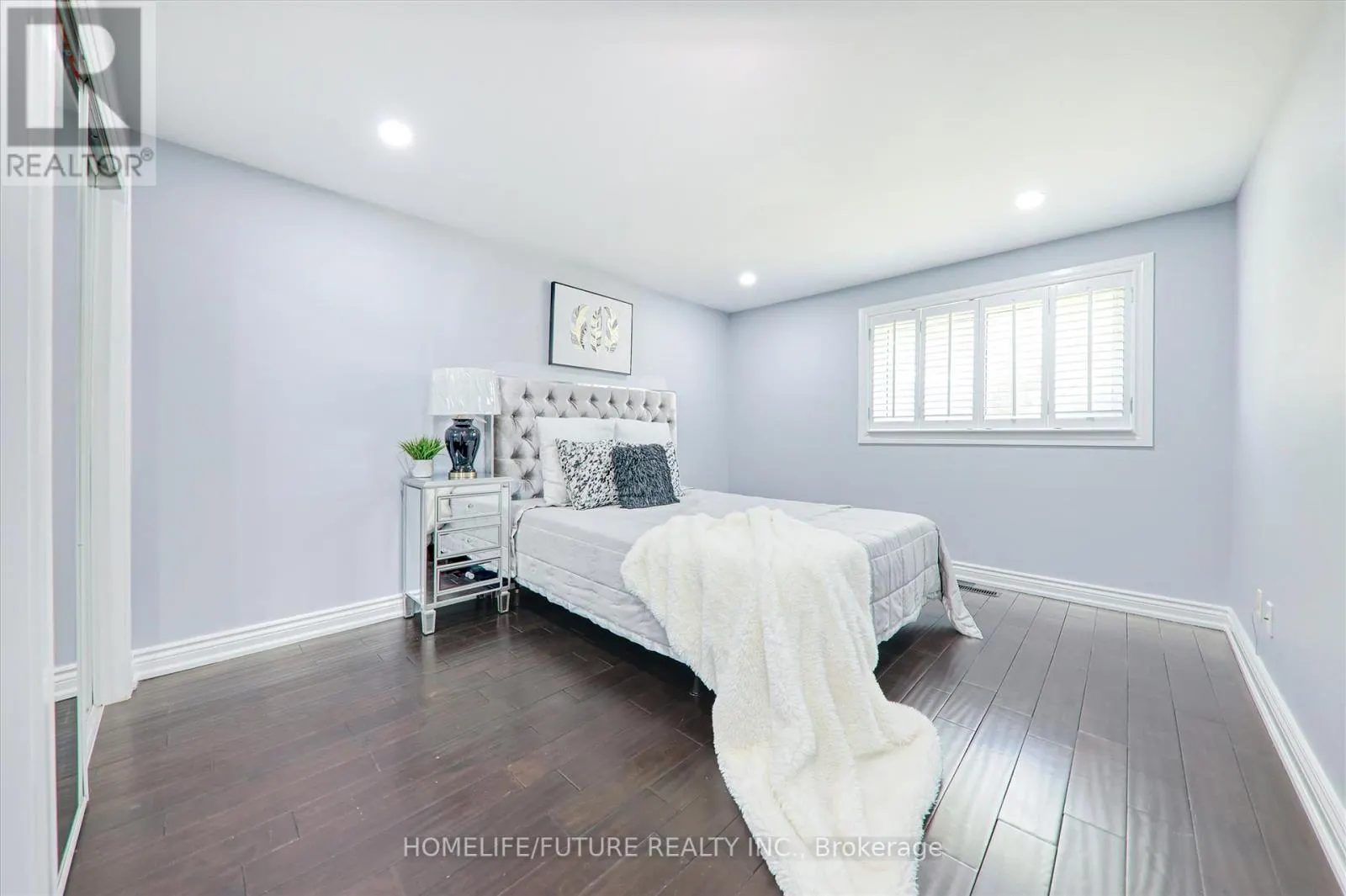 MAIN - 43 TAMARISK DRIVE