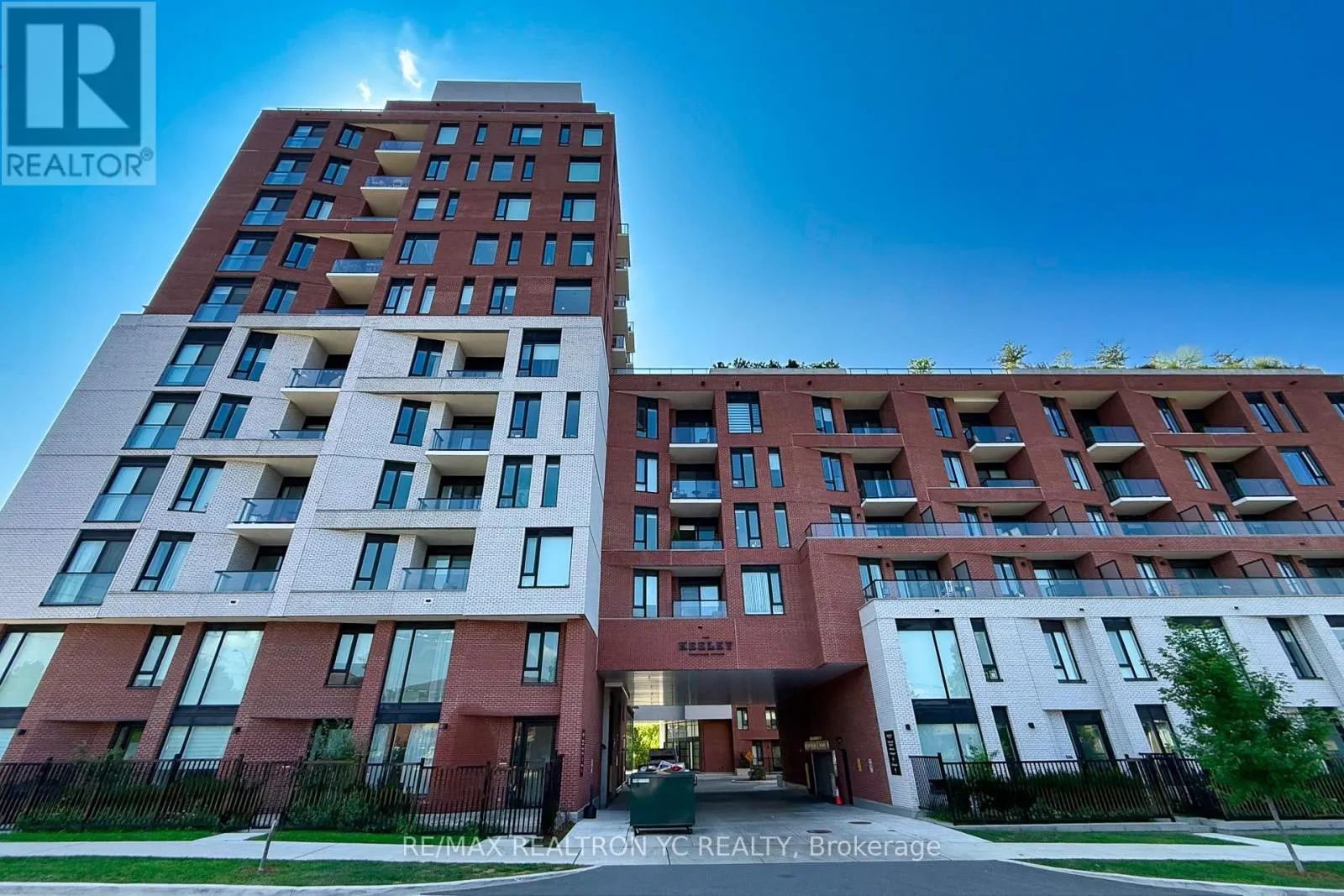 803 - 3100 KEELE STREET