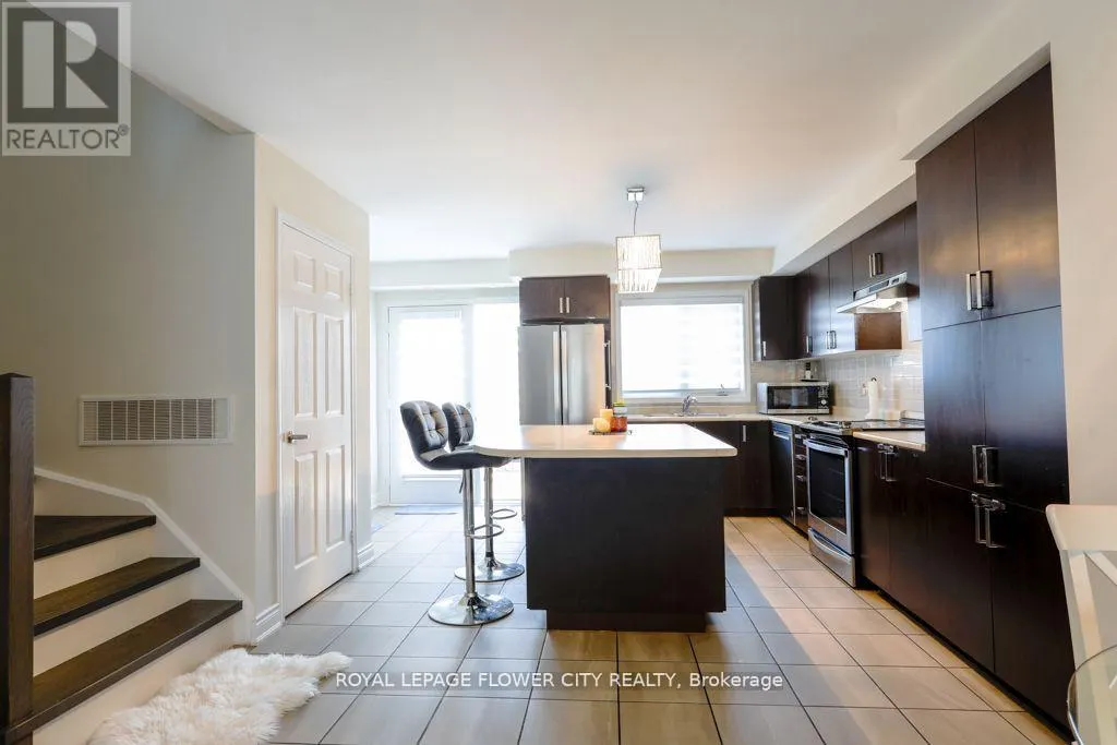 30 - 1 BECKENROSE COURT