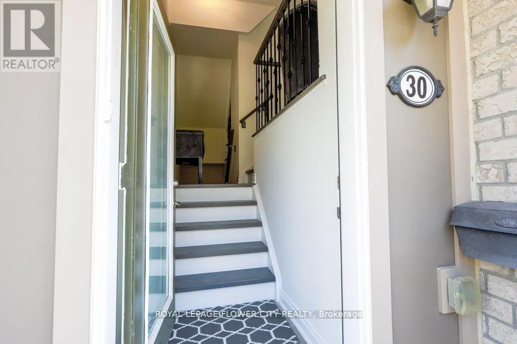 30 - 1 BECKENROSE COURT
