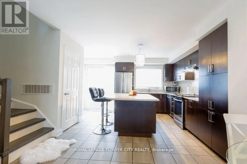 30 - 1 BECKENROSE COURT